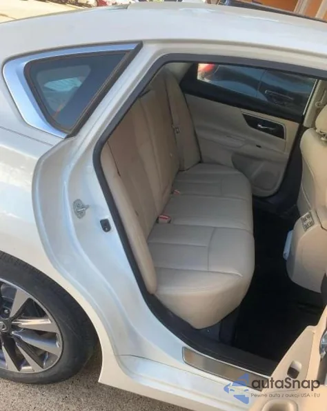 2016 Nissan Altima 2.5 из США, поврежденный, VIN 1N4AL3AP3GC242644